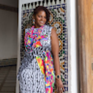 Meet your Posher, Adina